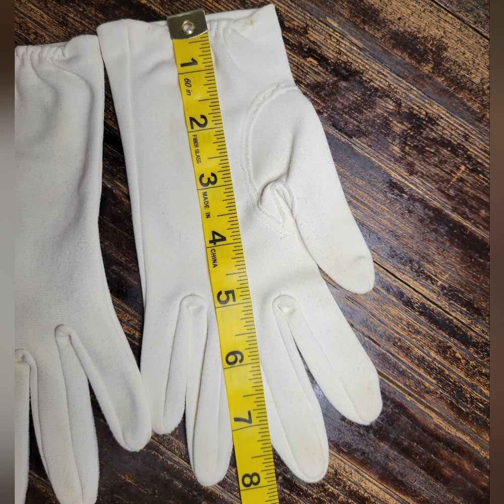 vintage 1940s elegant cream gloves - Picture 4 of 4